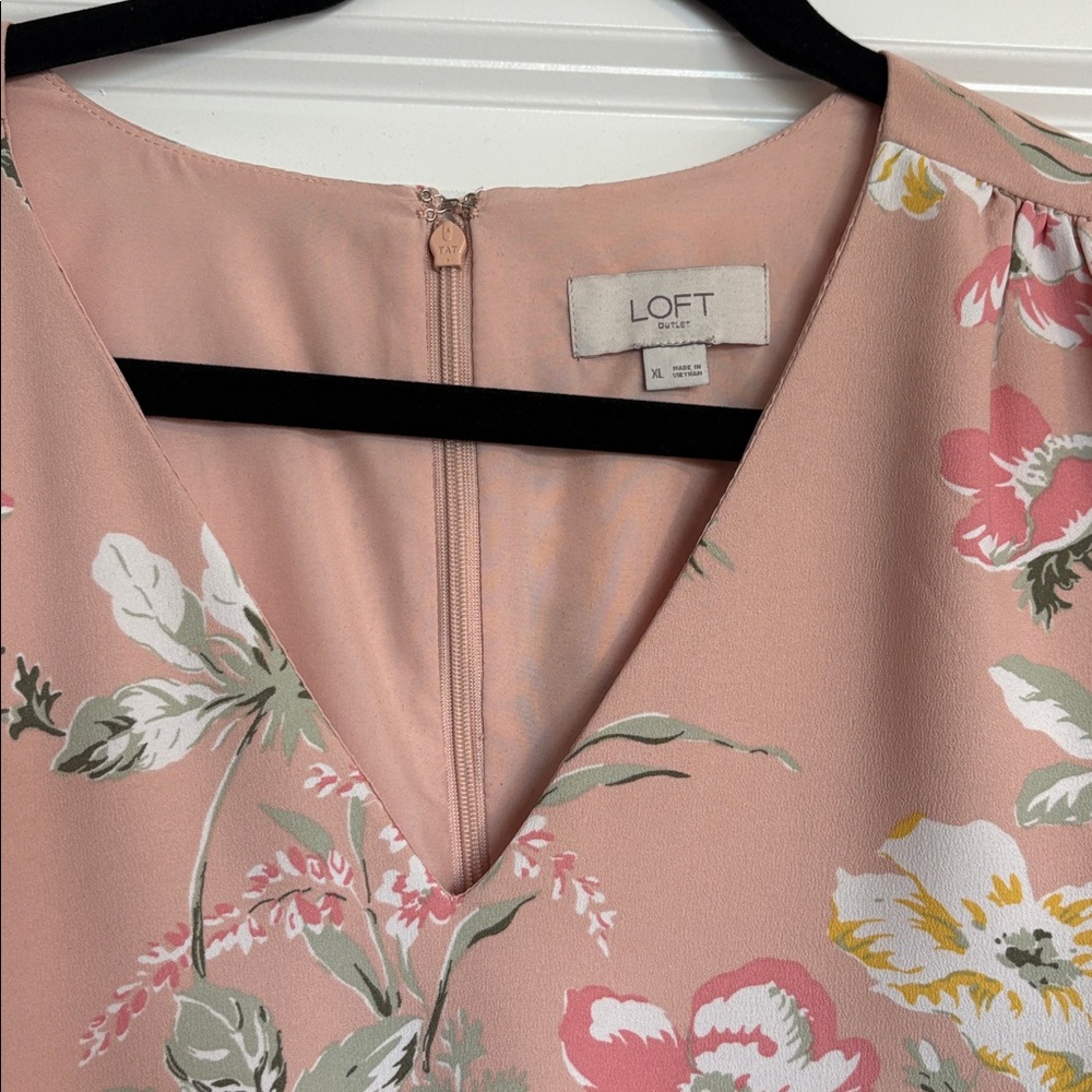LOFT Pink Floral Smocked Ruffle Dress size XL - Picture 2 of 6